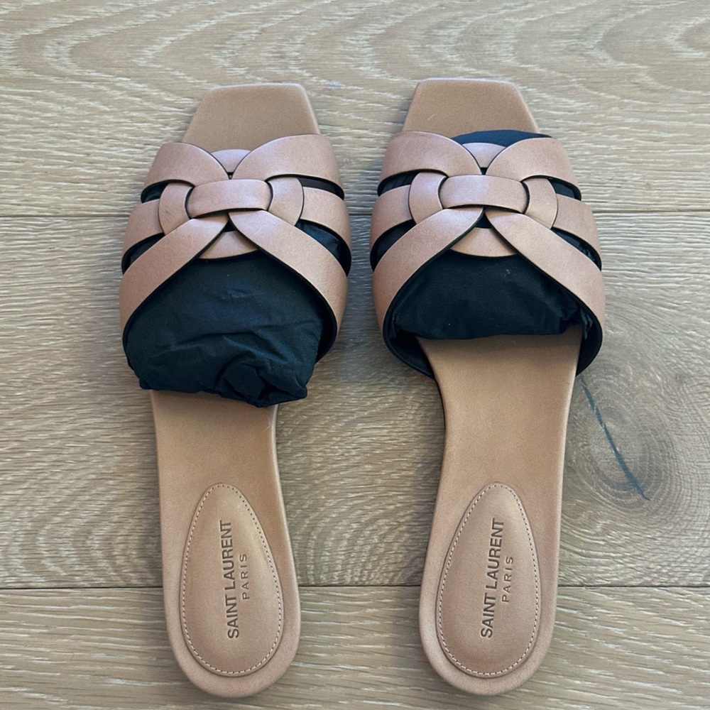Saint Laurent Tribute Sandal